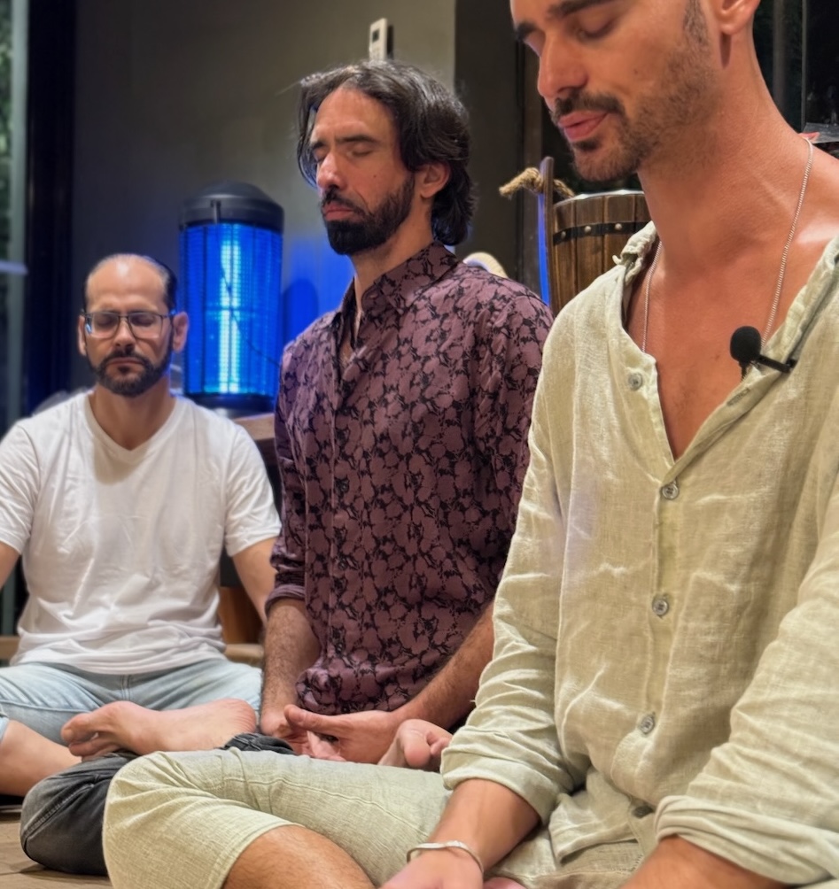 Tenzin Ösel Hita meditating together with companions in South America.